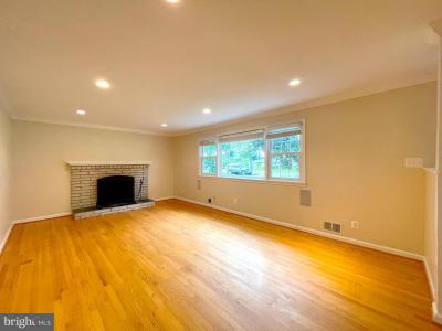 10225 Dogwood Drive, White Plains, Maryland 20695, USA