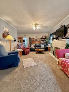 310 7th St NE, Linton, 인디아나 47441, 미국