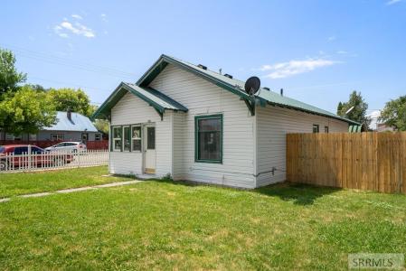 405 1st W, RIRIE, Idaho 83443, États-Unis