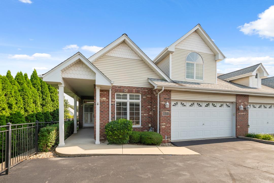 16101 Julia Courtyard, Tinley Park, Illinois 60477, HOA KỲ