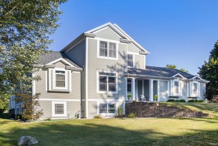 611 Claudia Lane, Middlebury, Indiana 46540, USA