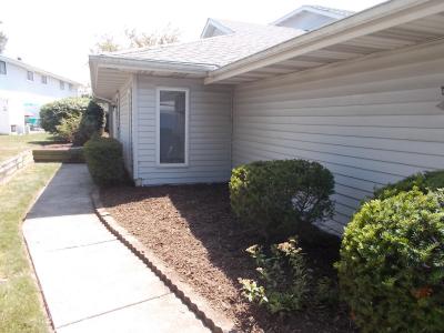 2559 Oakwood Drive, Crown Point, Indiana 46307, USA