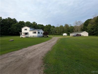 1128 Silk Road, Volney, New York 13069, USA