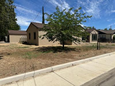 1441 Kern Street, Newman, California 95360, USA