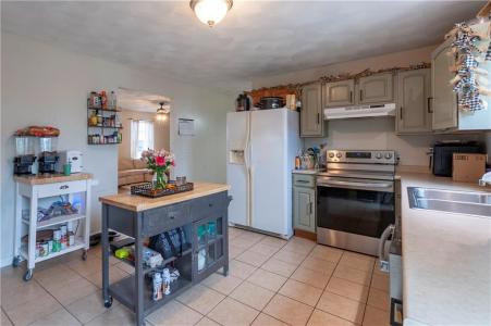 40 Carpenter St, Cumberland, Род Айленд 02864, Соединенные Штаты