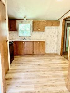 150 Copperhead Road, Cedarcreek, Missouri 65627, USA