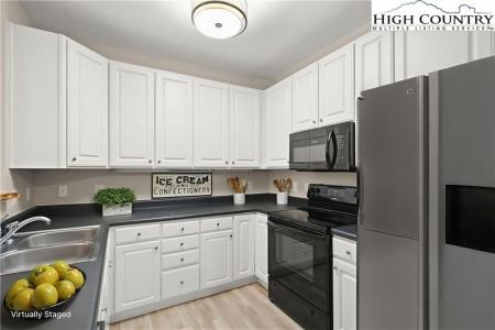 188 Cecil Miller Road 201, Boone, Carolina Del Norte 28607, Estados Unidos
