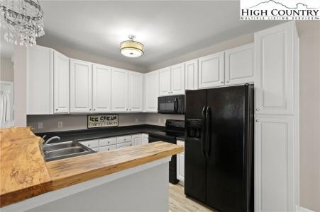 188 Cecil Miller Road 201, Boone, Carolina Del Norte 28607, Estados Unidos