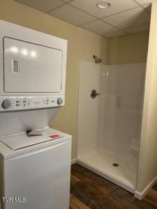 1453 Dry Creek Road, Elizabethton, 田纳西州 37643, 美国