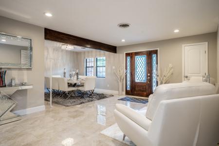 12739 Memorial Drive, Houston, Texas 77024