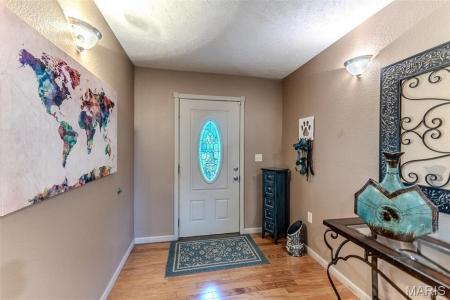 206 Raef Road, Lebanon, Missouri 65536, USA
