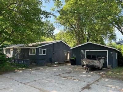 3300 Aaron, Midland, Michigan 48640, USA