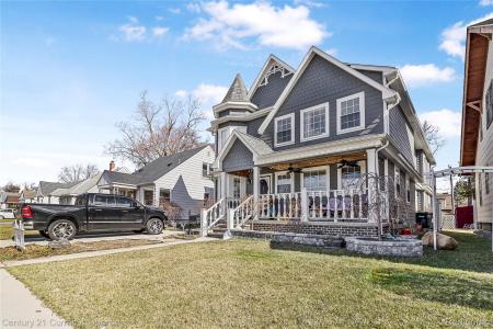 22324 Nowlin Street, Dearborn, Michigan 48124, États-Unis