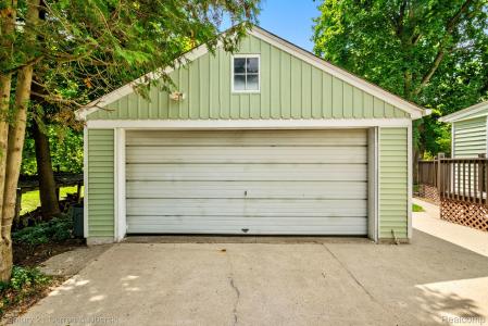 25875 Forestview Drive, Southfield, מישיגן 48033, ארצות הברית של אמריקה 