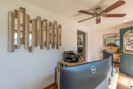 521 Beall Street, Sloan, Iowa 51055, USA