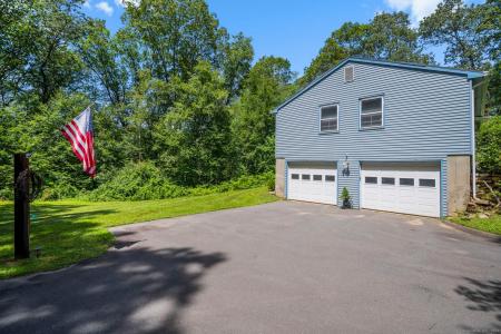 12 Spusta Road, Stafford, Connecticut 06076, Stati Uniti