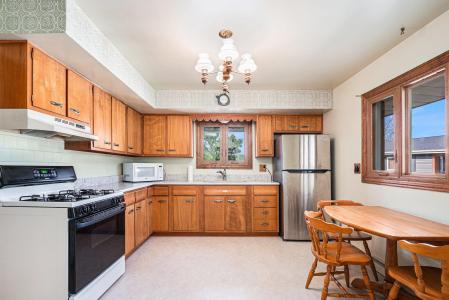 1405 W 125th Court, Crown Point, Indiana 46307