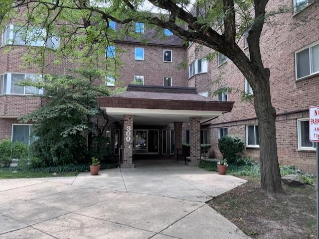 300 S Roselle Road , 307, Schaumburg, Illinois 60193