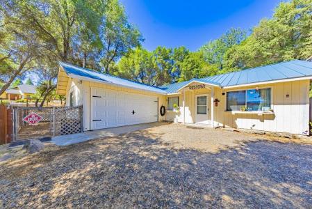 31548 Delaware Road, Coarsegold, California 93614, USA