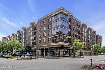 22 Avenue At Port Imperial, West New York, NJ 07093, USA