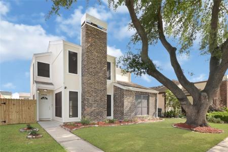 6326 Cambridge Glen Lane, Houston, Texas 77035, USA