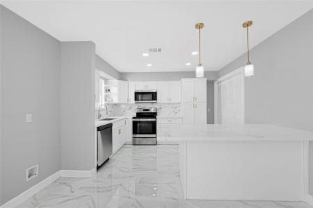 6326 Cambridge Glen Lane, Houston, 得克萨斯州 77035, 美国