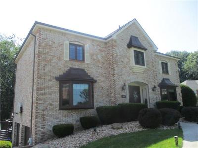243 King Richard Dr, Mcmurray, Pennsylvania 15317, USA
