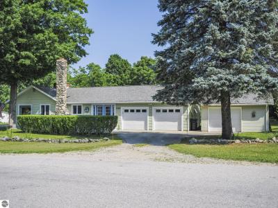 2265 Church Street, Kingsley, Michigan 49649, Estados Unidos