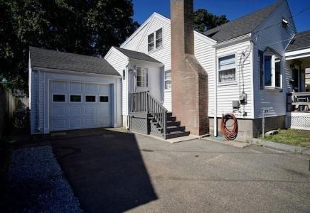 31 Rockdale Ave, Peabody, Massachusetts 01960