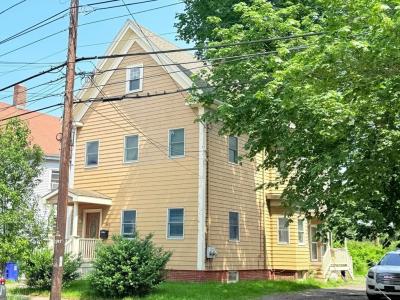 563- Lynn St-, Malden, Massachusetts 02148, USA