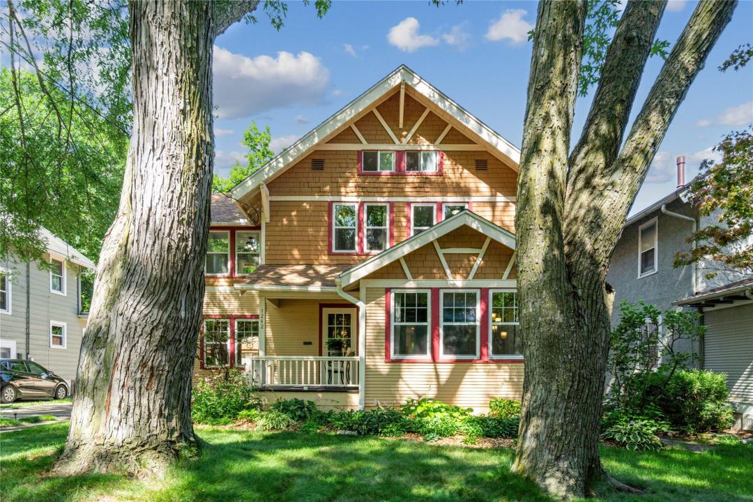 1242 37th Street, Des Moines, Iowa 50311, Estados Unidos