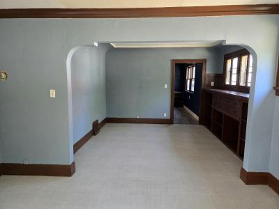 1926 W Keefe Ave, Milwaukee, Wisconsin 53206, USA
