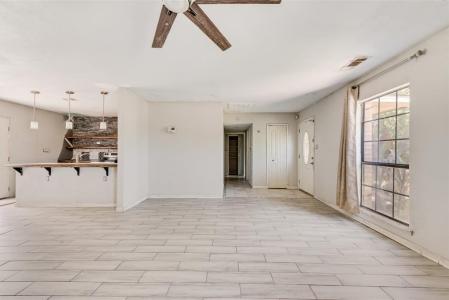 9502 Zelkova Circle, Dallas, Texas 75249, USA
