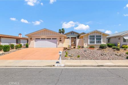 2752 Peach Tree Street, Hemet, California 92545, USA