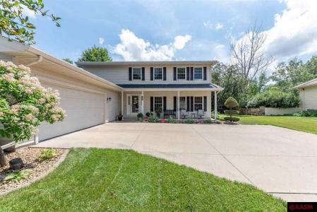 1030 Oak Terrace Drive, North Mankato, 明尼苏达州 56003, 美国