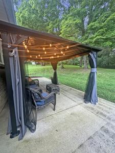 544 E Church St, Dover, Tennessee 37058, HOA KỲ