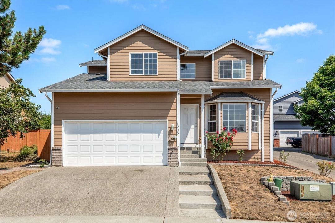 1205 S 90th Street Ct, Tacoma, Waszyngton 98444, USA