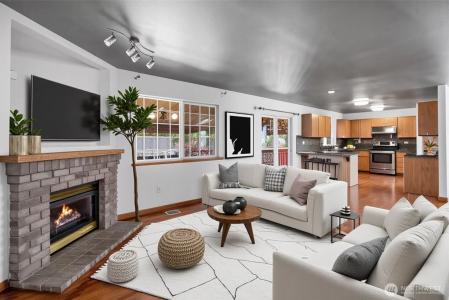 1205 S 90th Street Ct, Tacoma, Waszyngton 98444, USA