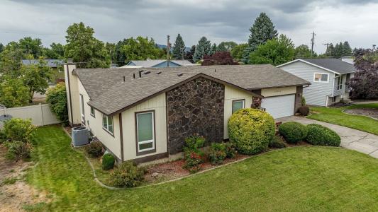 14207 E DESMET Ave, Spokane Valley, Waszyngton 99216, USA