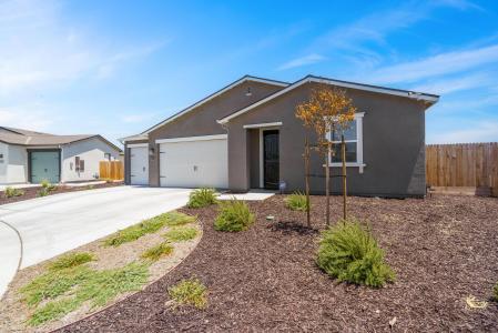 14300 Shady Tree Court, Bakersfield, California 93314, USA