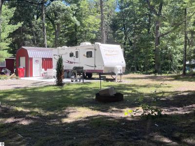 5961 Chippewa  Road, Whittemore, Michigan 48705, USA