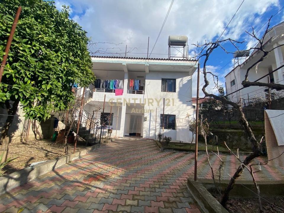 Periferia Tiranë, Tirana, Albania