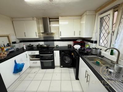 Harlech Gardens, HOUNSLOW, Regno Unito