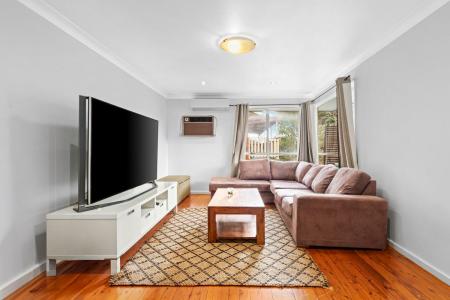 9 Reiby Place, Bradbury, NSW 2560, Austrália