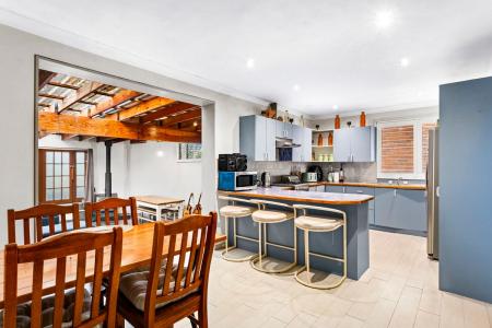 9 Reiby Place, Bradbury, NSW 2560, Australia