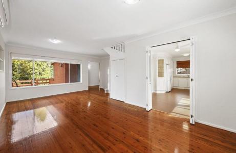 8 Joyce Avenue, Picnic Point, NSW 2213, 澳洲
