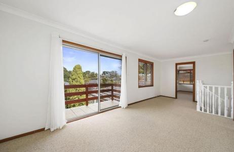 8 Joyce Avenue, Picnic Point, NSW 2213, Australia