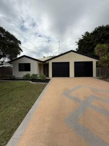 26 Savannah Drive, Moranbah, QLD 4744, Australia