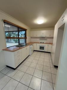 26 Savannah Drive, Moranbah, QLD 4744, Australia