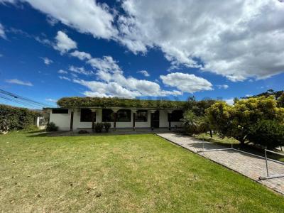 Calle Luis Pallares y Pasaje D Barrio San Vicente S/N, Quito, Pichincha 00001, Ecuador